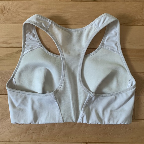 Nike Sports Bra - Picture 2 of 3